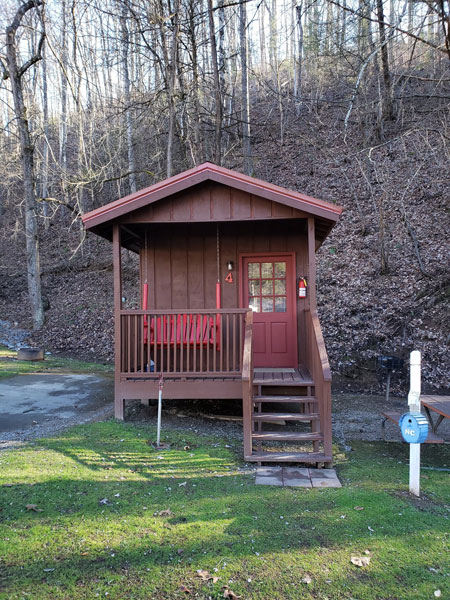 Alpine Hideaway Campground - Cabin 4 Exterior